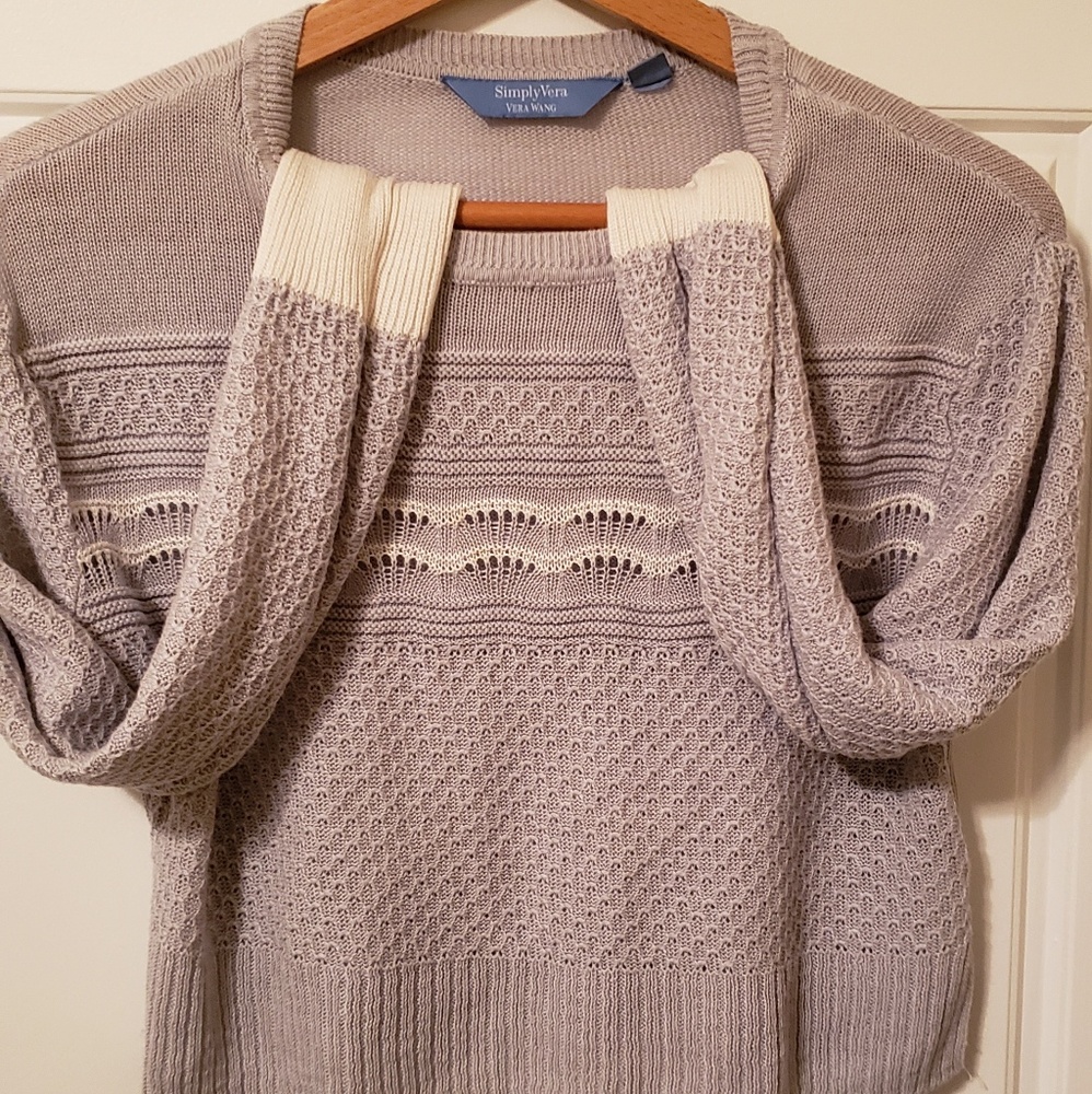 Simply Vera • Vera Wang Crop Sweater • Soft